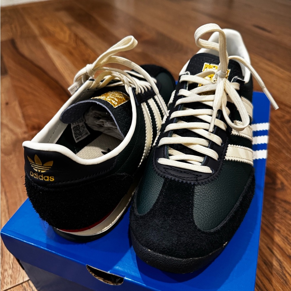 Adidas Navy and Green Sneakers